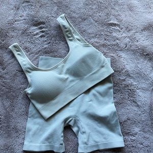 amazon size small workout shorts and bra set